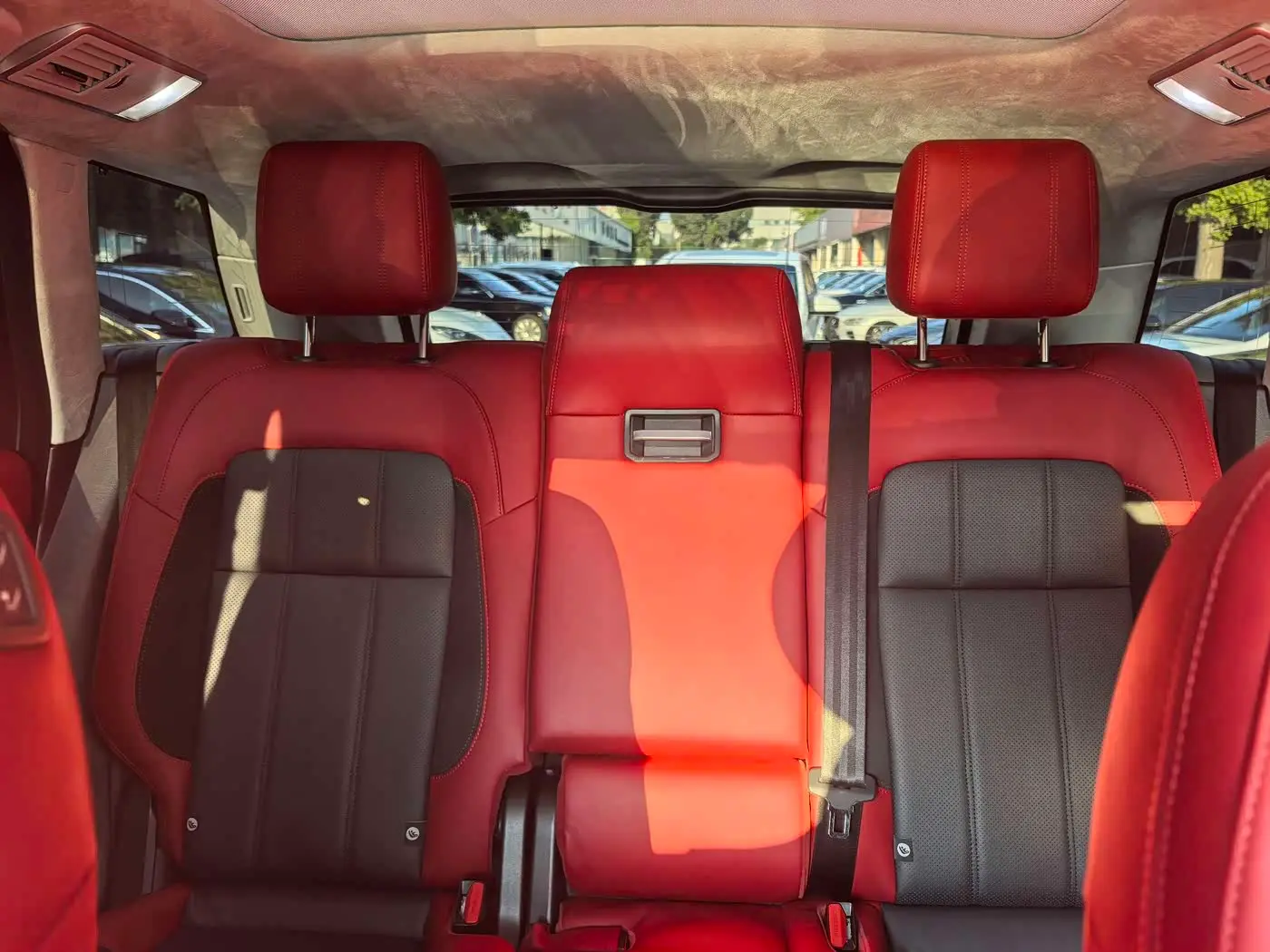 Land Rover Range Rover Sport 2023 — Photo 16/20