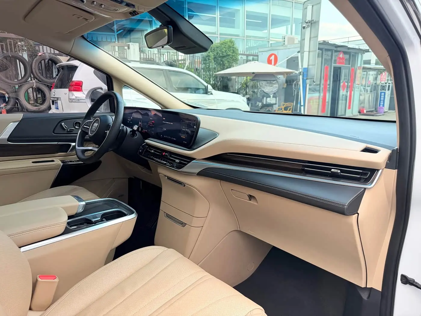 Buick Century 2023 — Photo 19/20