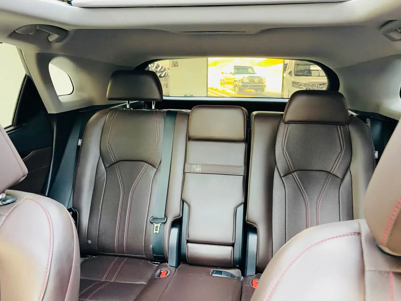 Lexus RX 2019 — Photo 15/20