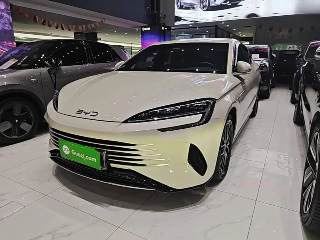 BYD Seal 07 DM-i, 2025