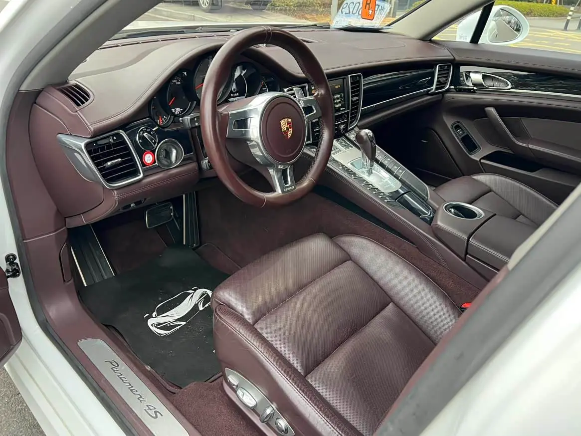 Porsche Panamera 2015 — Photo 6/20