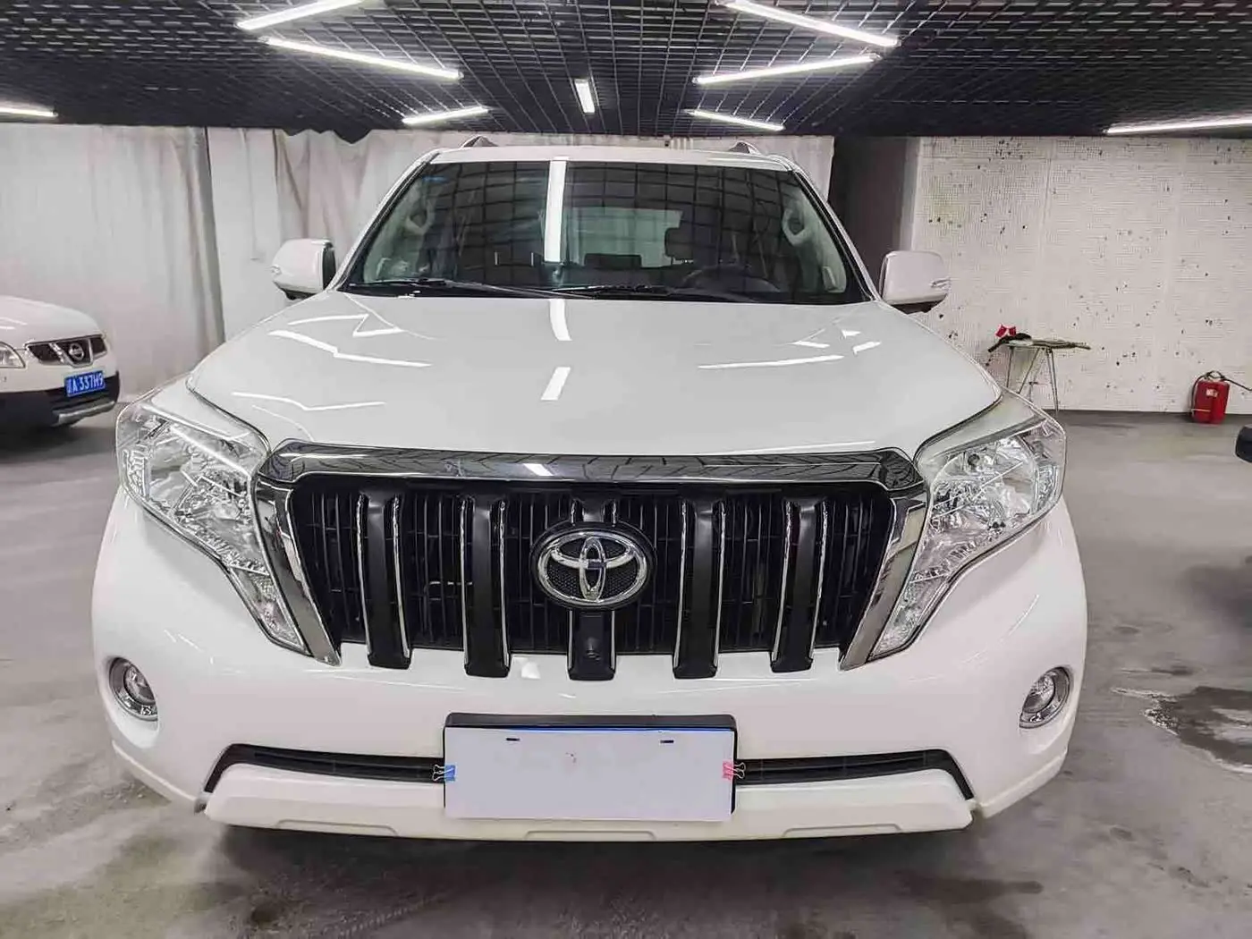 Toyota Prado 2017 — Photo 2/10