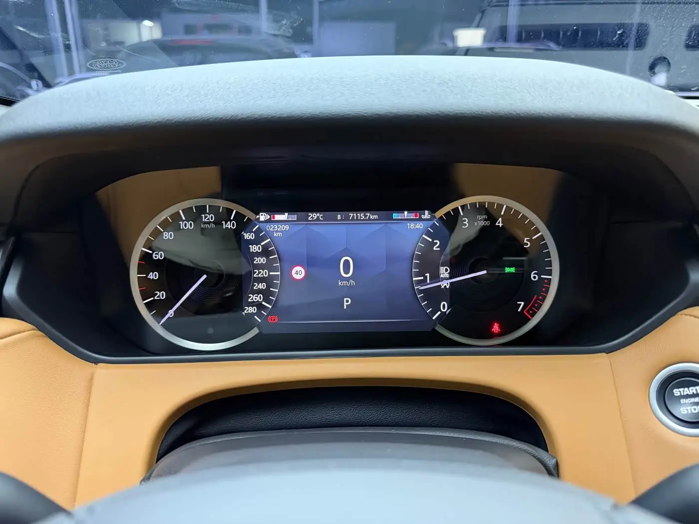 Land Rover Range Rover Velar 2022 — Photo 7/20
