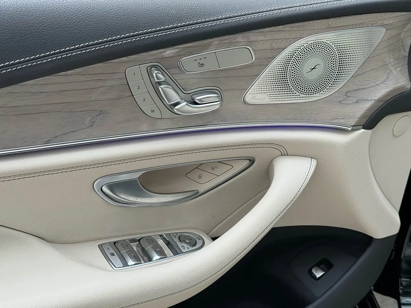 Mercedes-Benz CLS 2022 — Photo 10/20