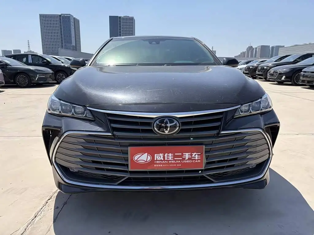 Toyota Avalon 2022 — Şəkil 2/19