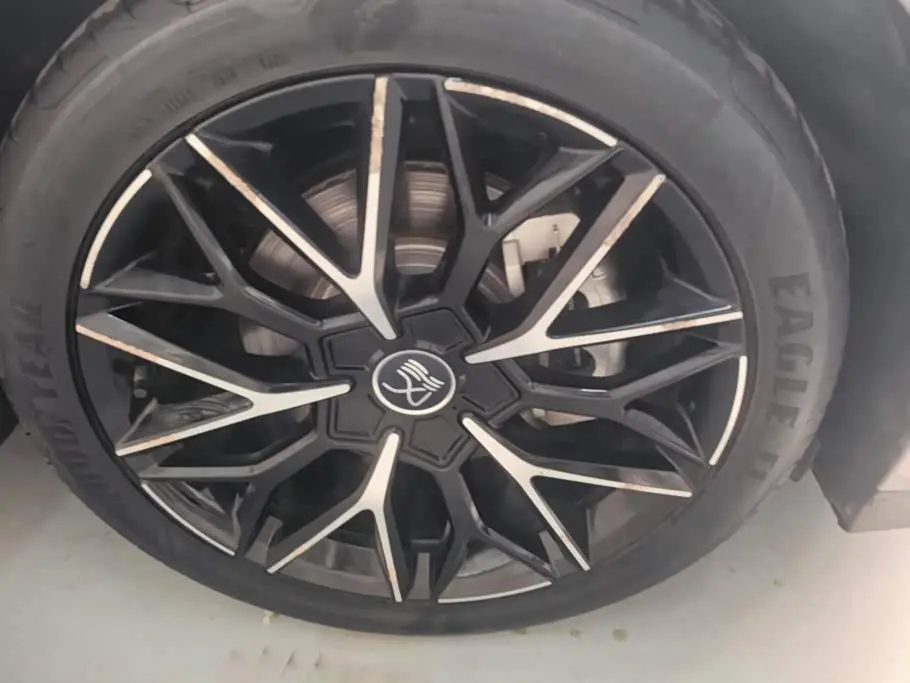 BYD Han 2025 — Photo 6/16