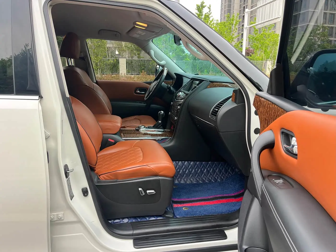 Nissan Patrol 2020 — Photo 11/20