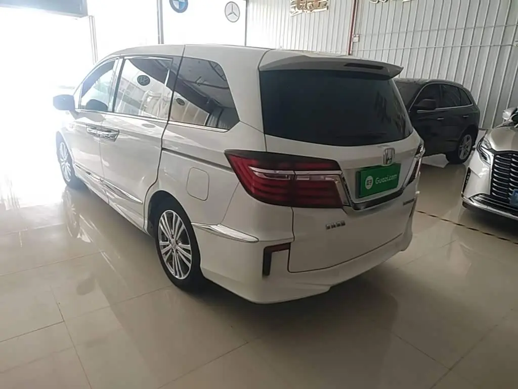 Honda Elysion 2019 — Photo 5/20