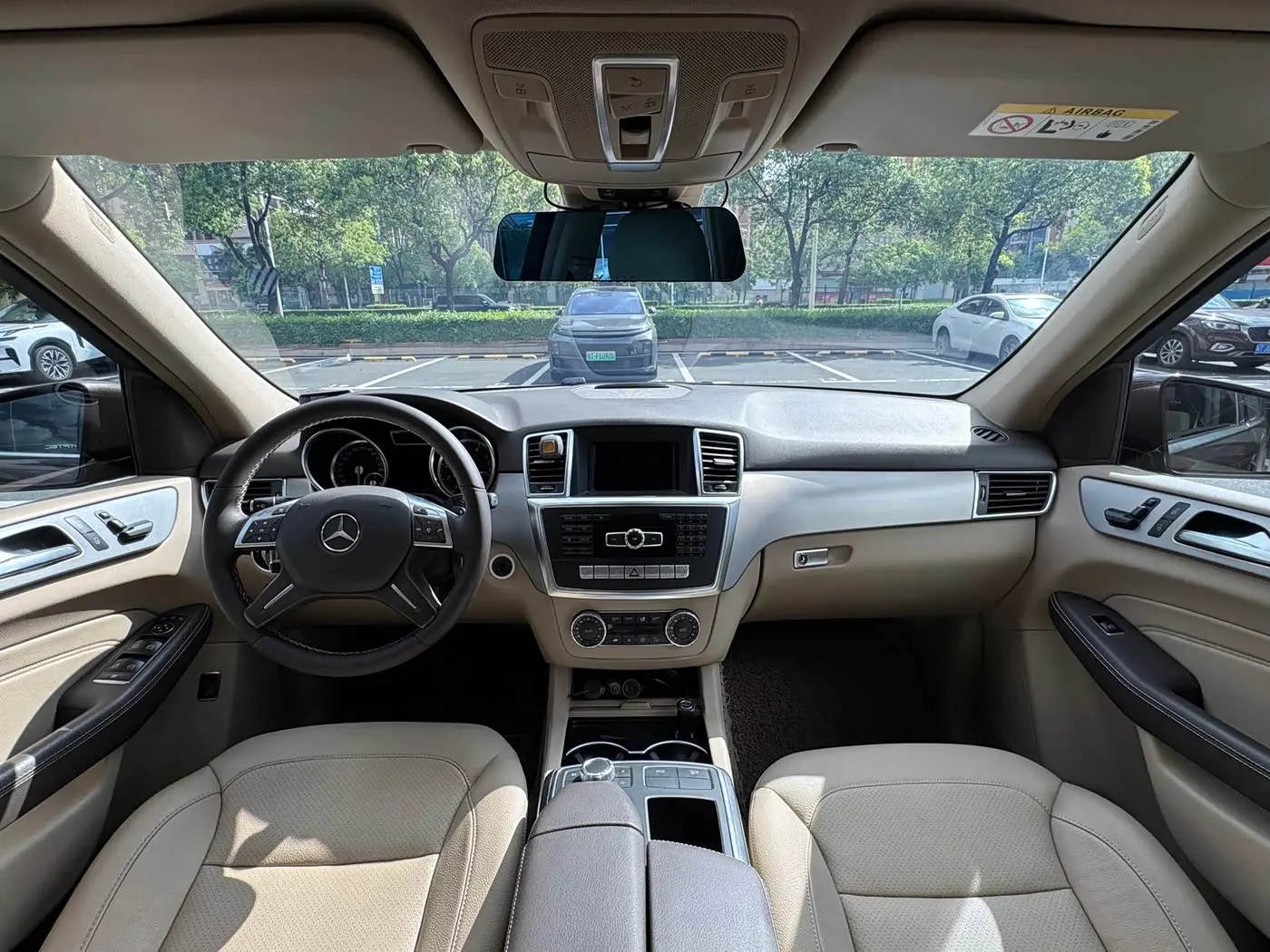 Mercedes-Benz M-Class 2015 — Фото 5/14