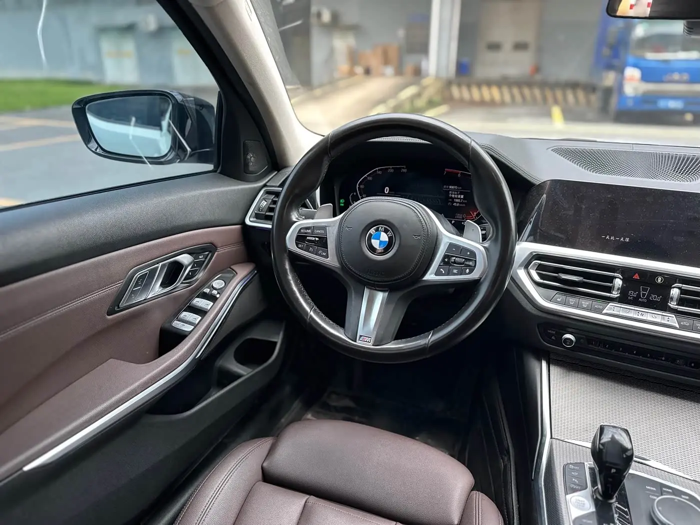 BMW 3 Series 2019 — Фото 13/20
