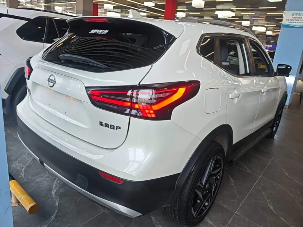 Nissan Qashqai 2025 — Photo 7/20