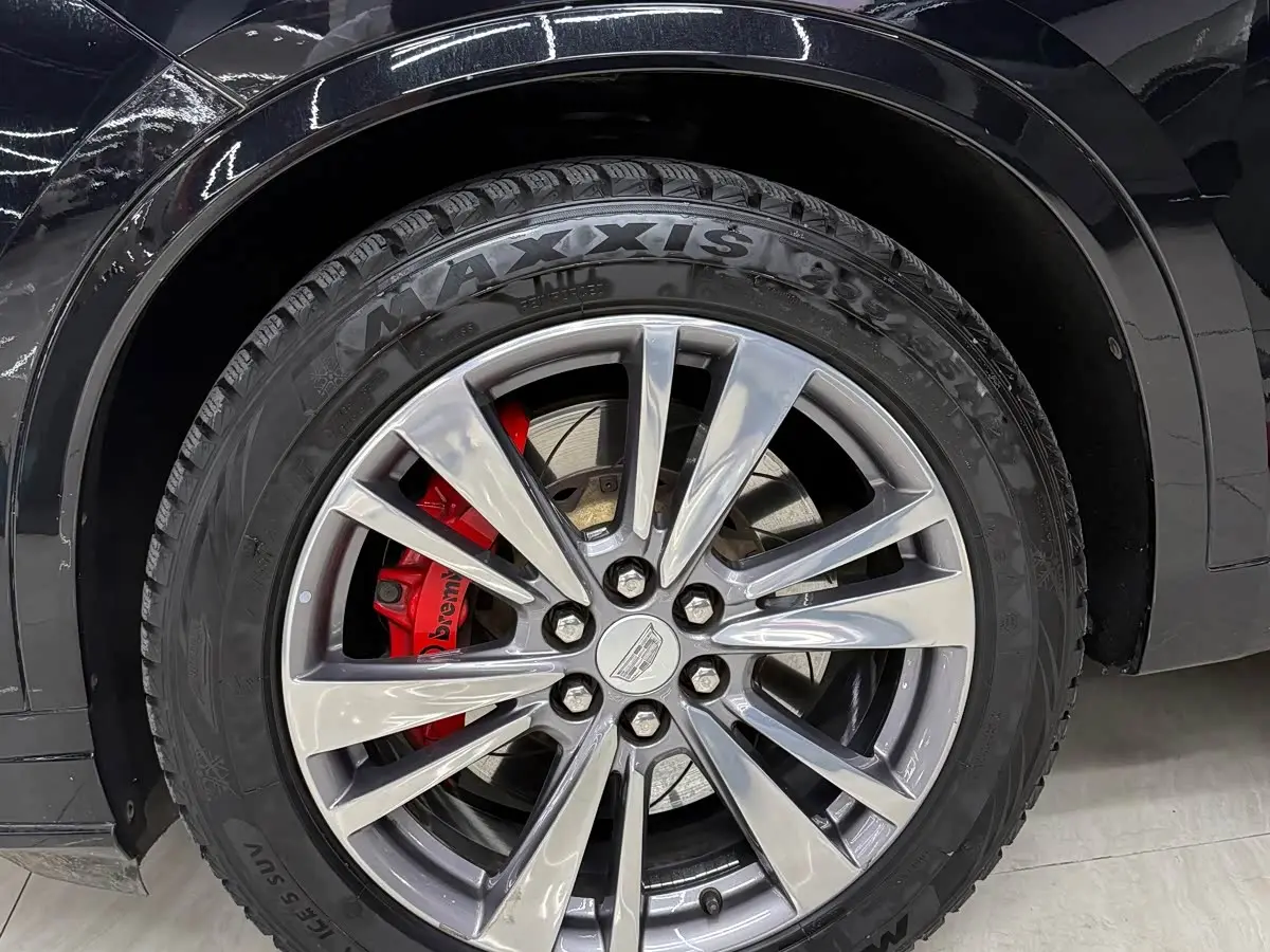 Cadillac XT6 2020 — Photo 2/6