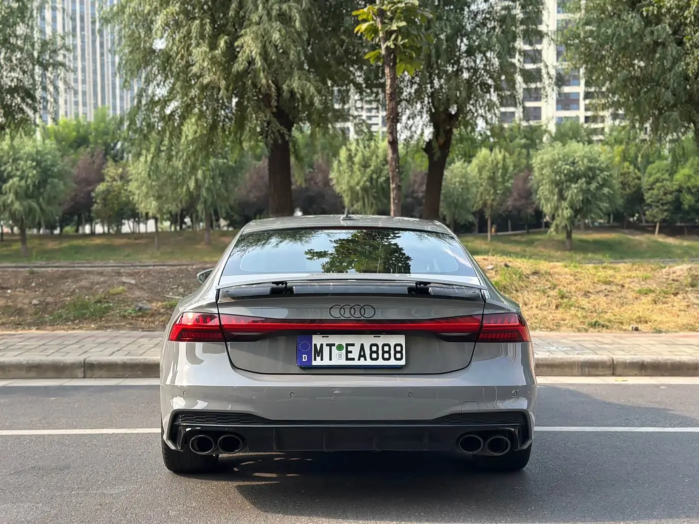 Audi A7 2020 — Photo 8/16