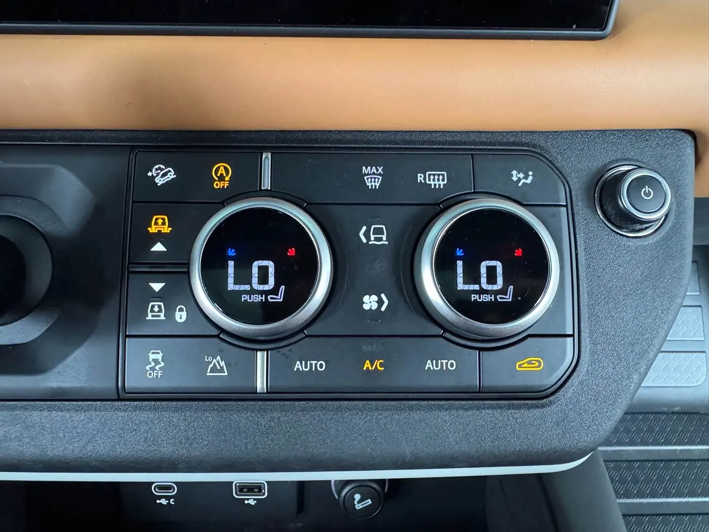 Land Rover Defender 2024 — Şəkil 12/19