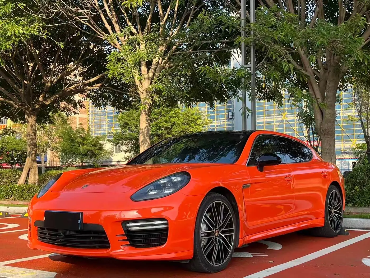 Porsche Panamera 2014 — Photo 1/10