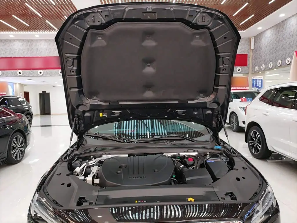 Volvo S90 2023 — Фото 16/20
