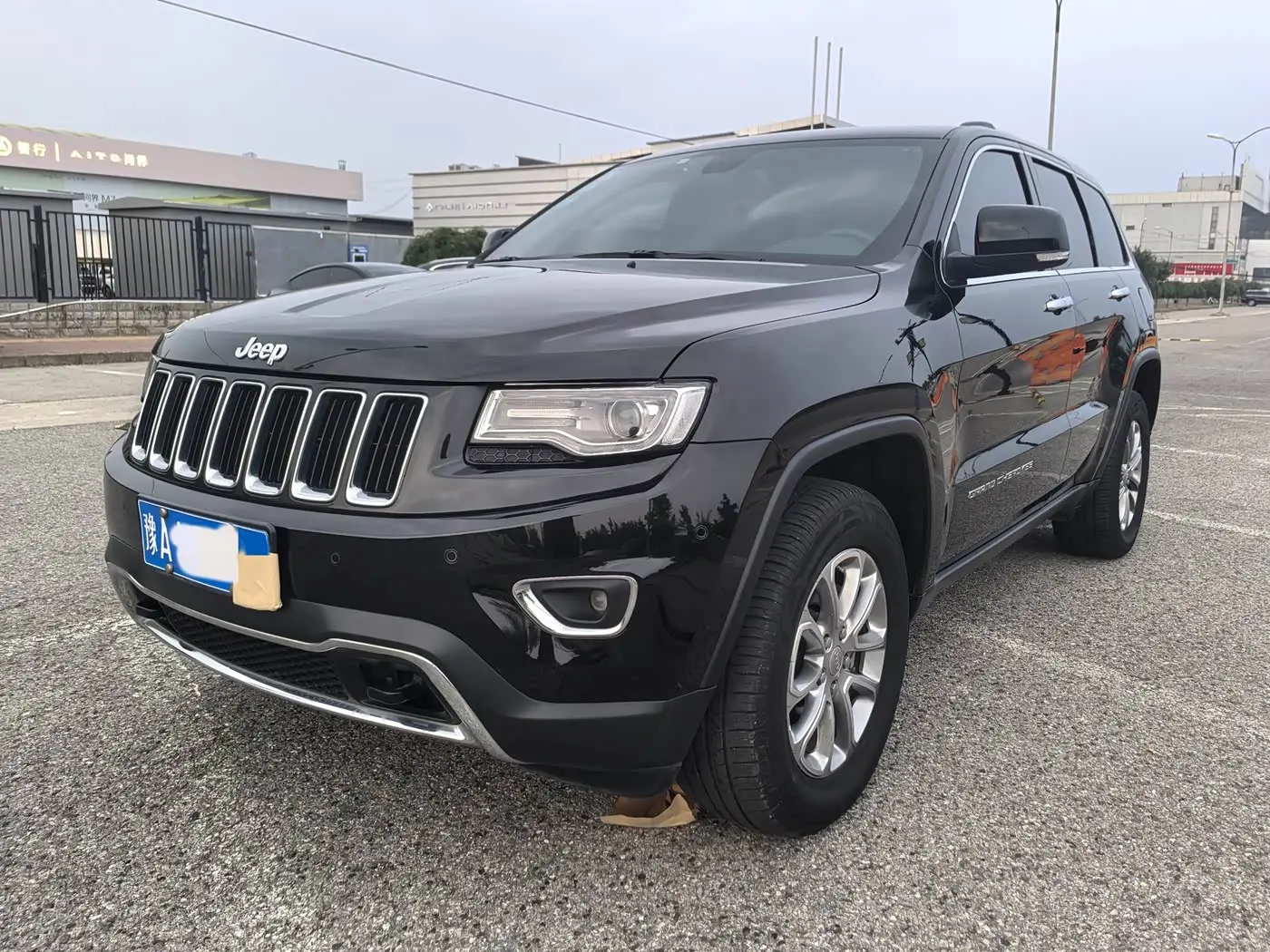 Jeep Grand Cherokee 2016 — Фото 1/20