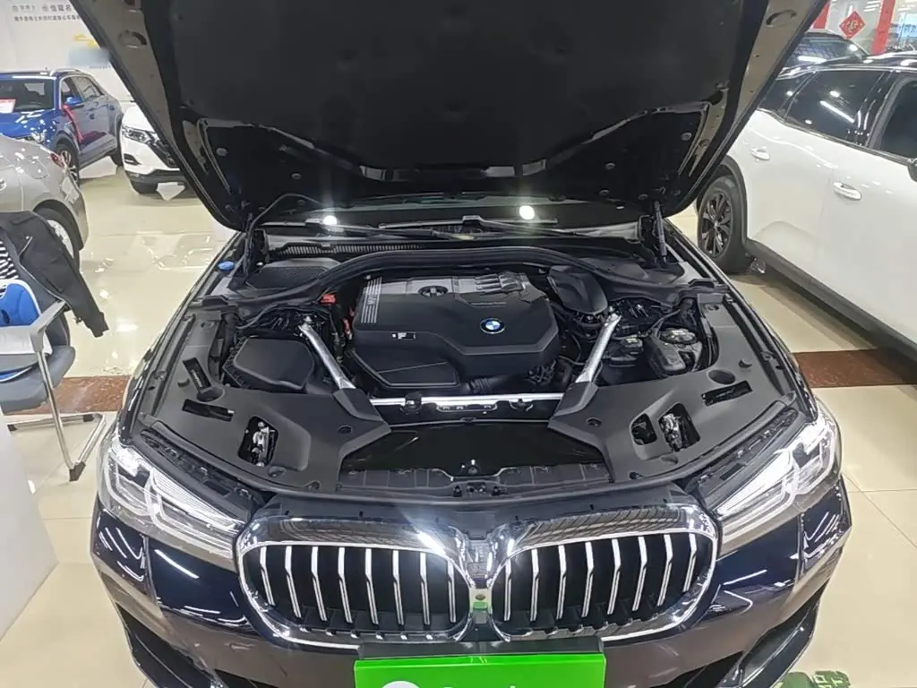 BMW 5 Series 2022 — Photo 20/20