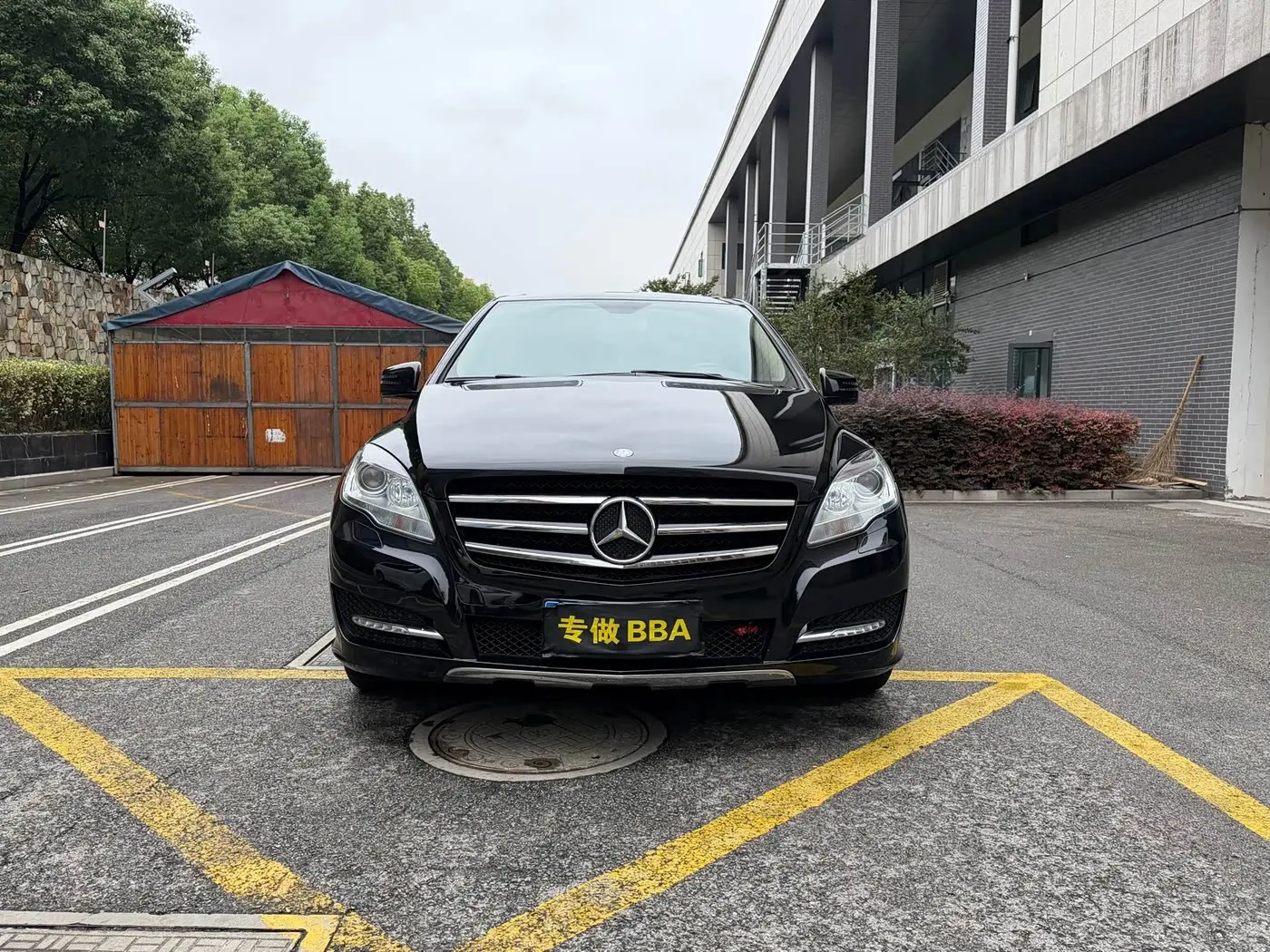 Mercedes-Benz R-Class 2017 — Photo 2/20