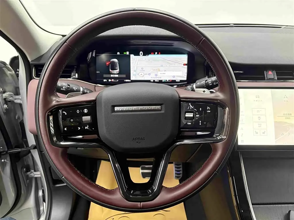 Land Rover Range Rover Evoque 2024 — Фото 9/20