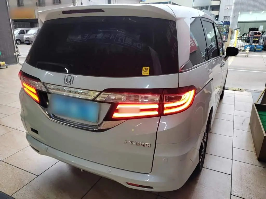 Honda Odyssey 2017 — Photo 7/20