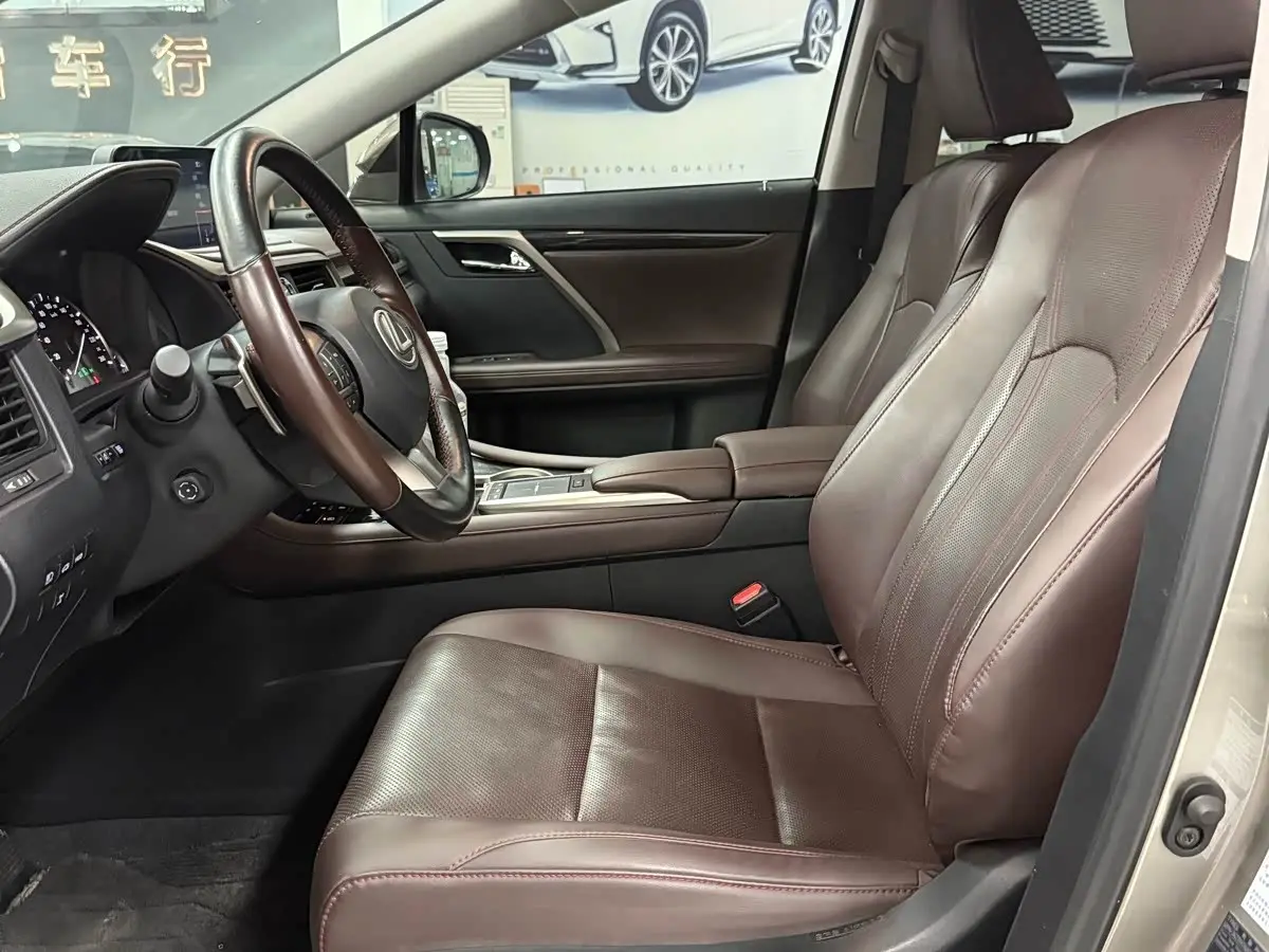 Lexus RX 2022 — Photo 4/11