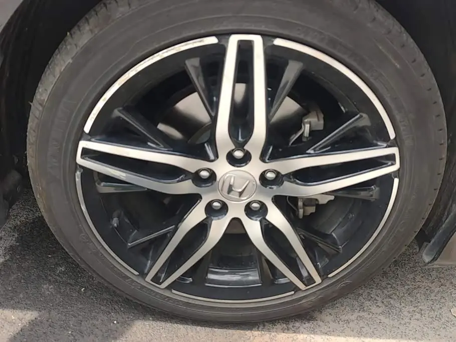 Honda Accord 2022 — Photo 6/16