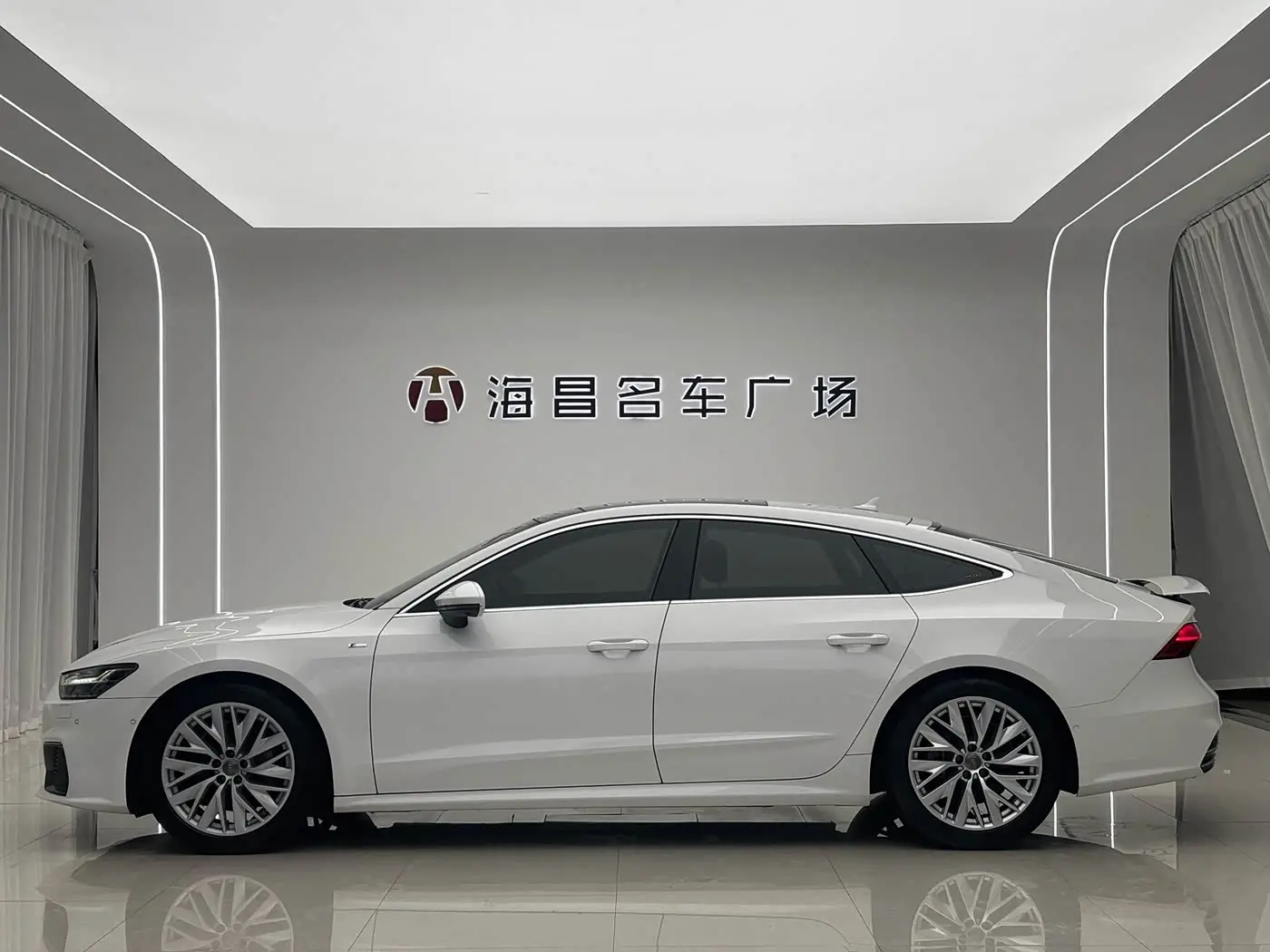 Audi A7 2020 — Photo 15/15
