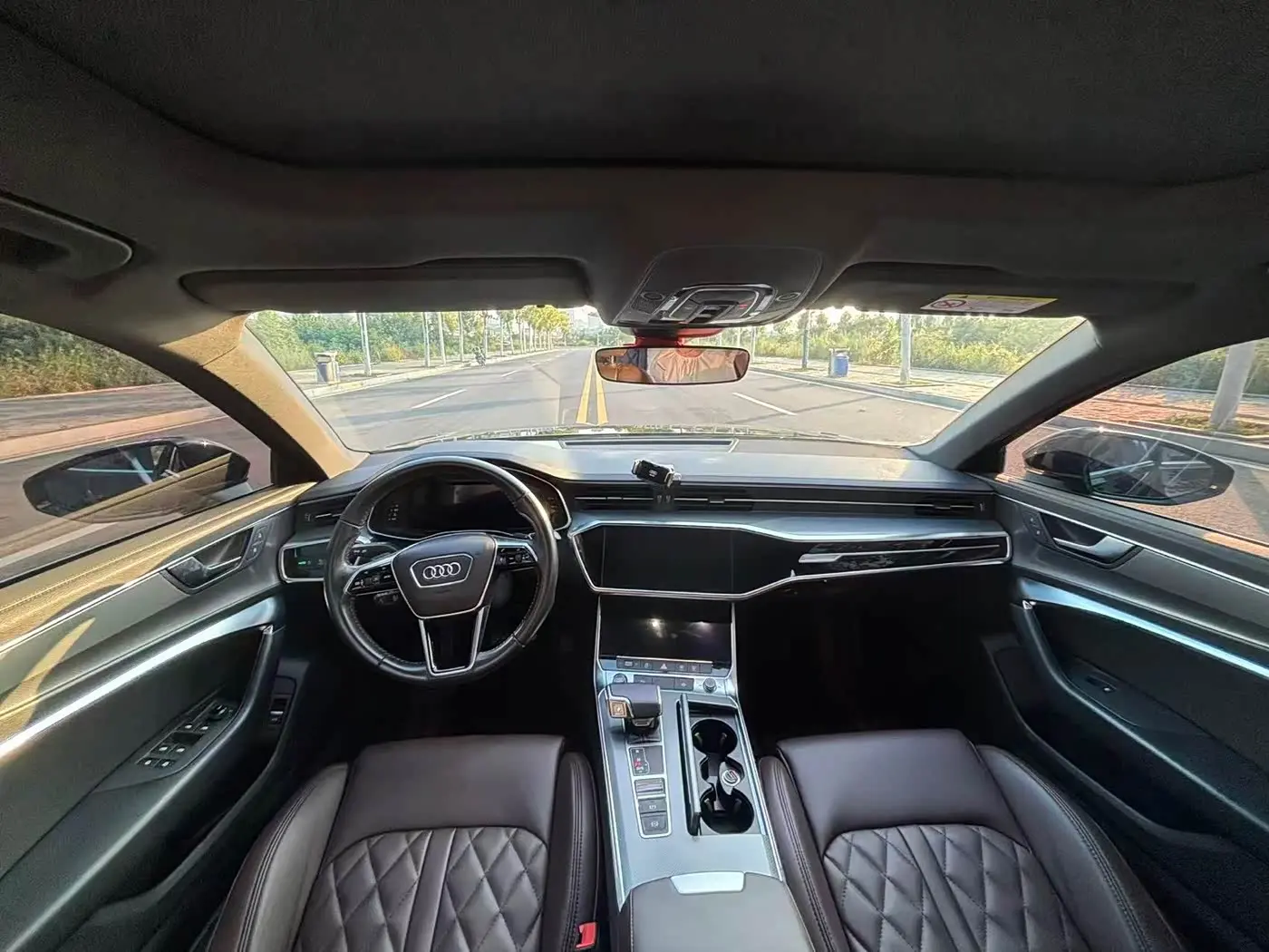 Audi A6L 2021 — ფოტო 6/12