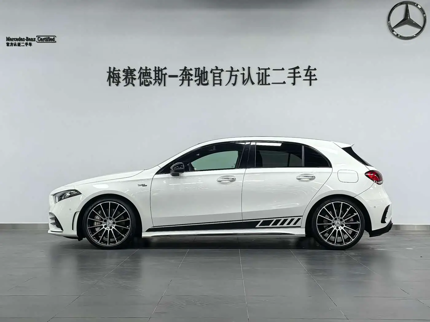 Mercedes-Benz A-Class AMG 2021 — Photo 5/20