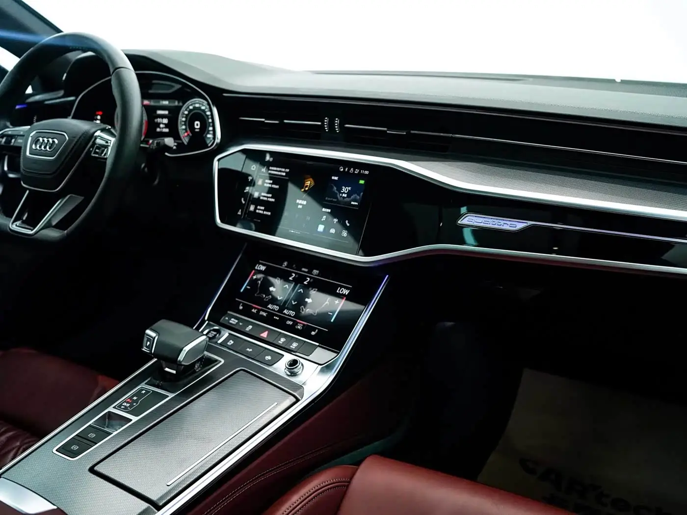 Audi A7L 2024 — Фото 19/20