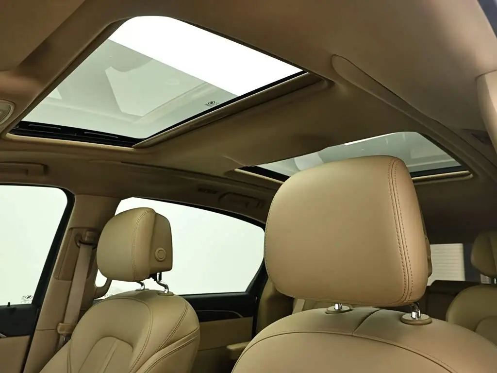 Buick GL8 2021 — Photo 13/19
