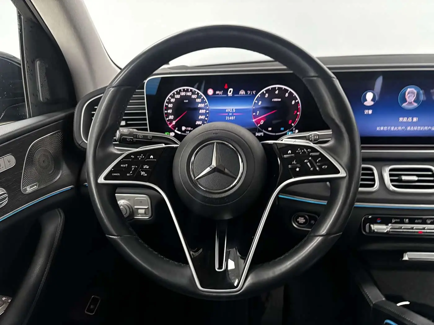 Mercedes-Benz GLE 2023 — Фото 18/20