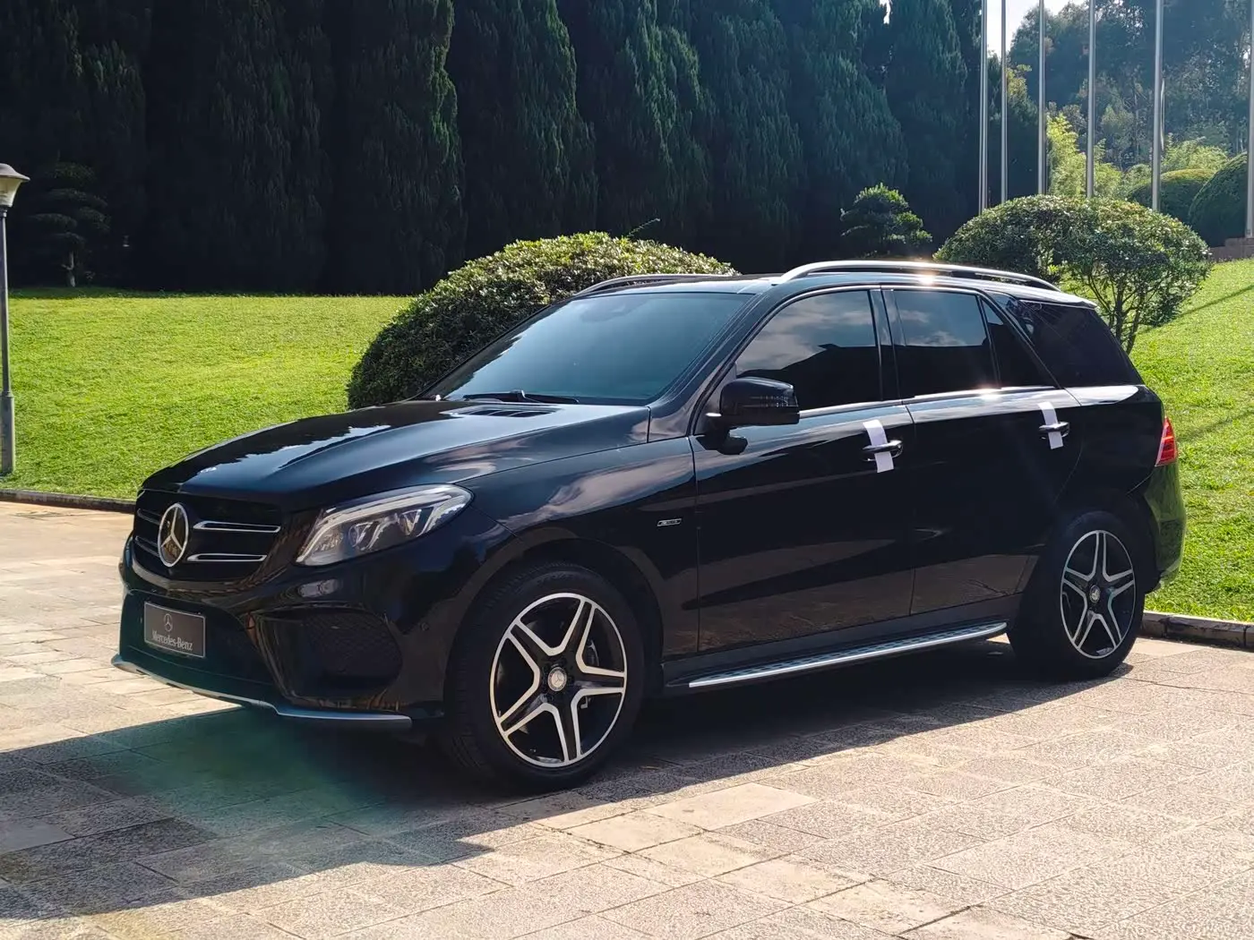 Mercedes-Benz GLE 2016 — Фото 1/20