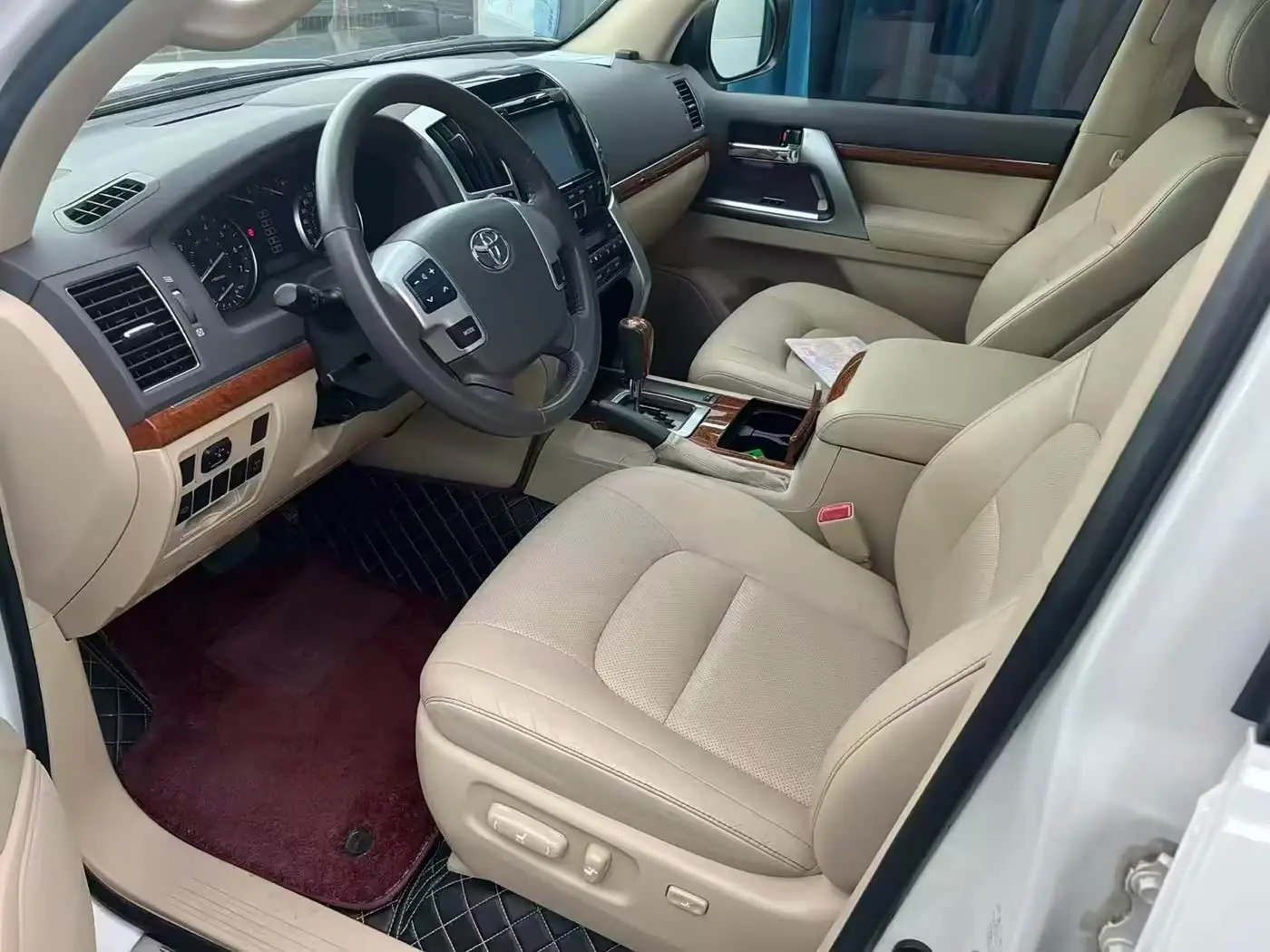 Toyota Land Cruiser 2014 — Фото 6/9
