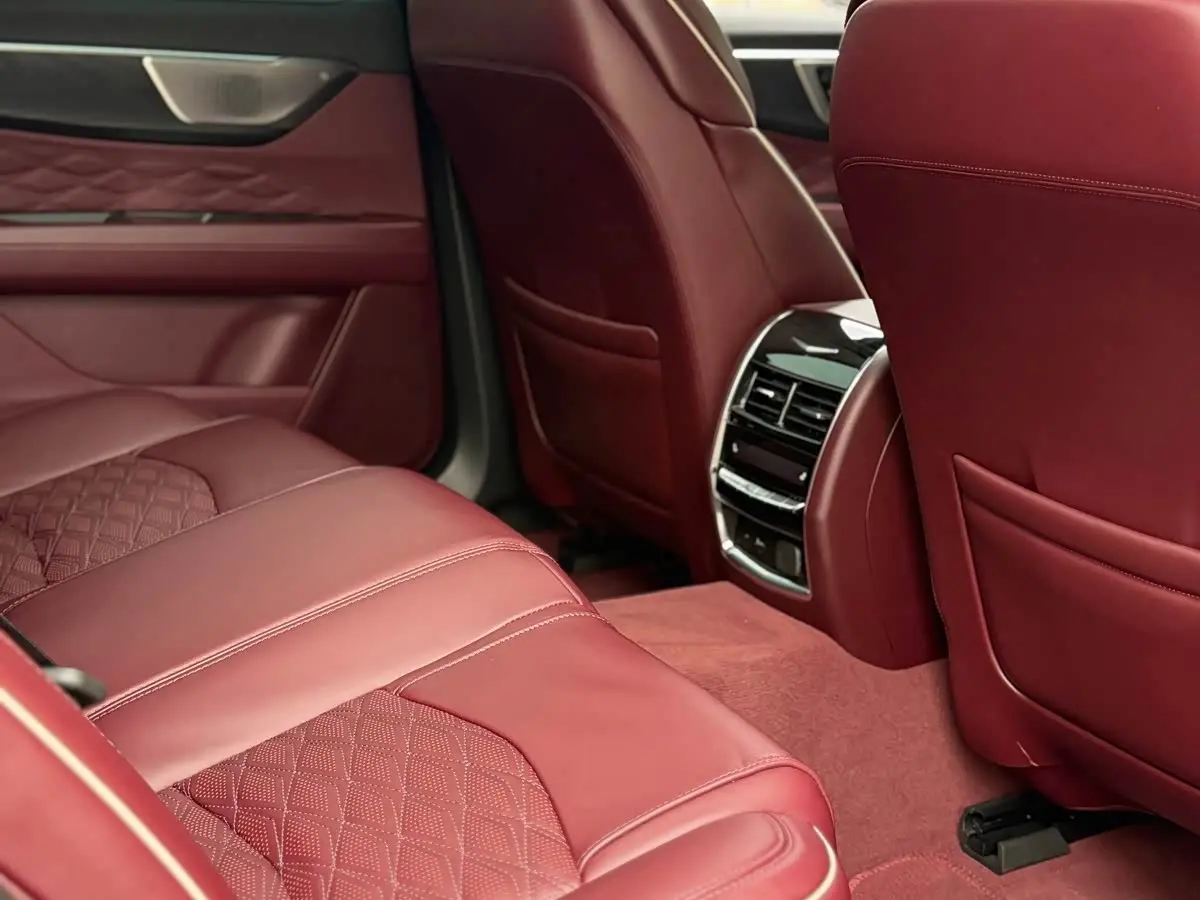 Cadillac CT6 2023 — Photo 15/20