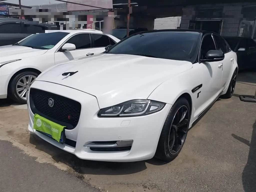 Jaguar XJ 2017 — Photo 2/20