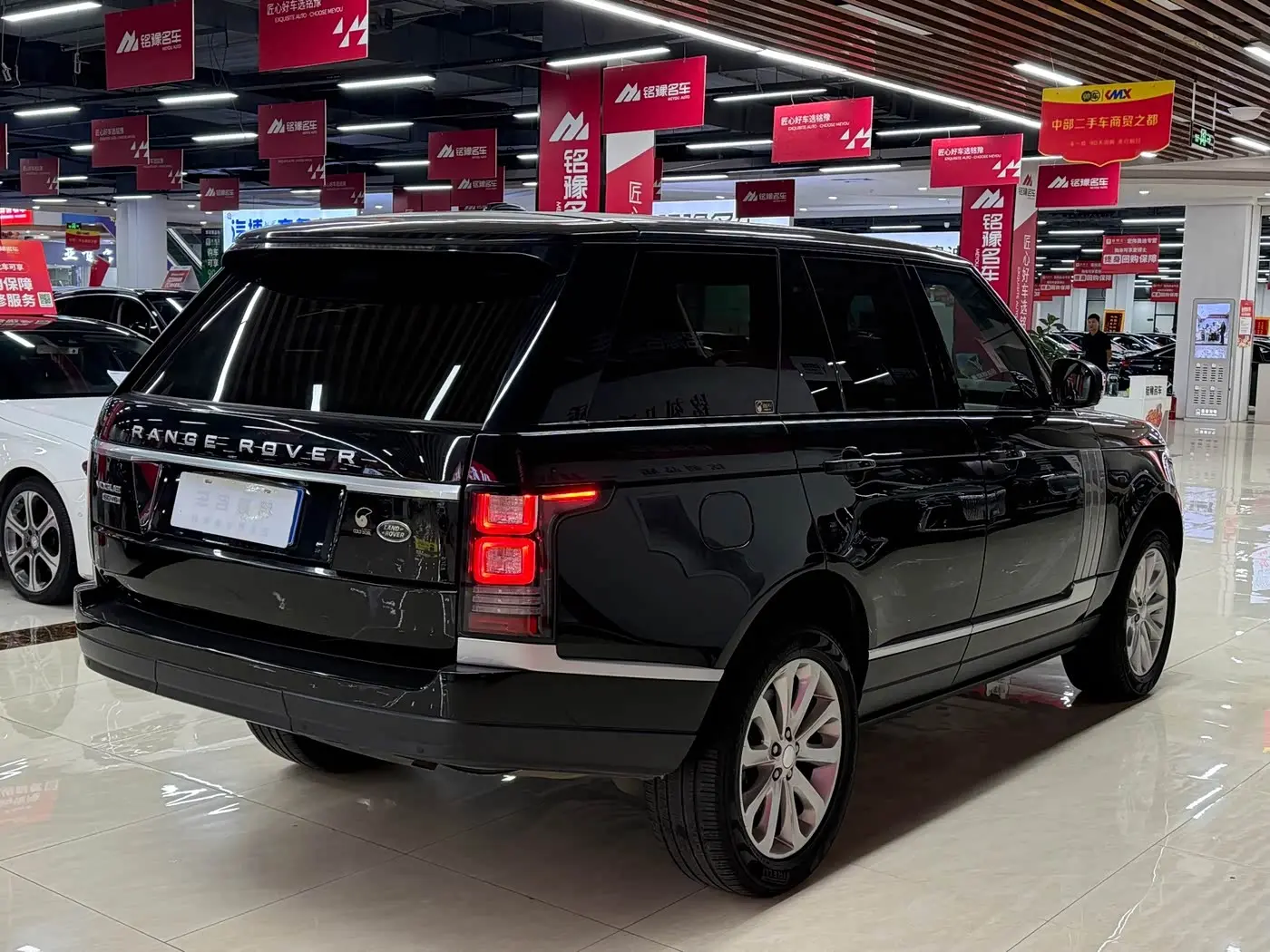 Land Rover Range Rover 2014 — Фото 10/12