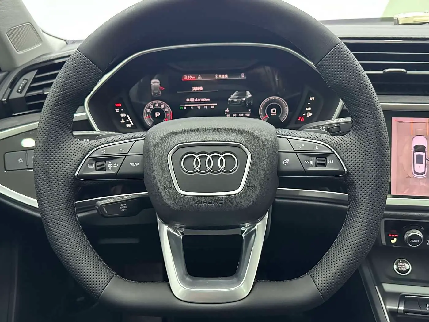Audi Q3 2023 — Photo 12/18