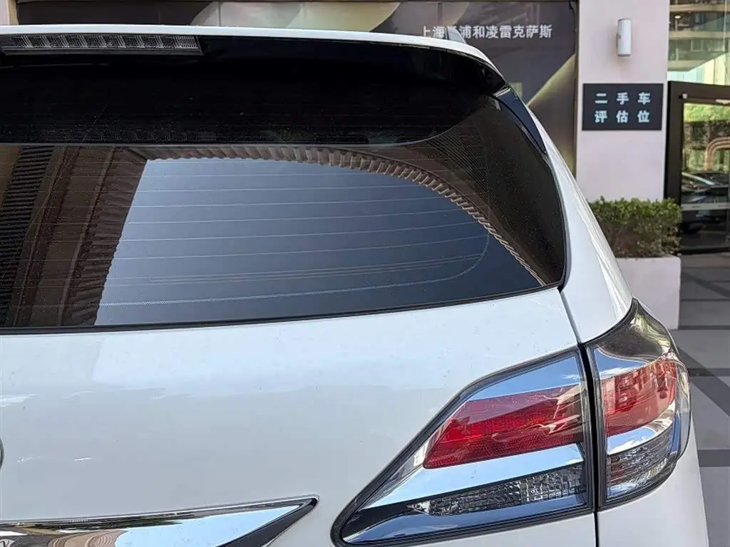 Lexus RX Classic 2015 — Photo 13/15