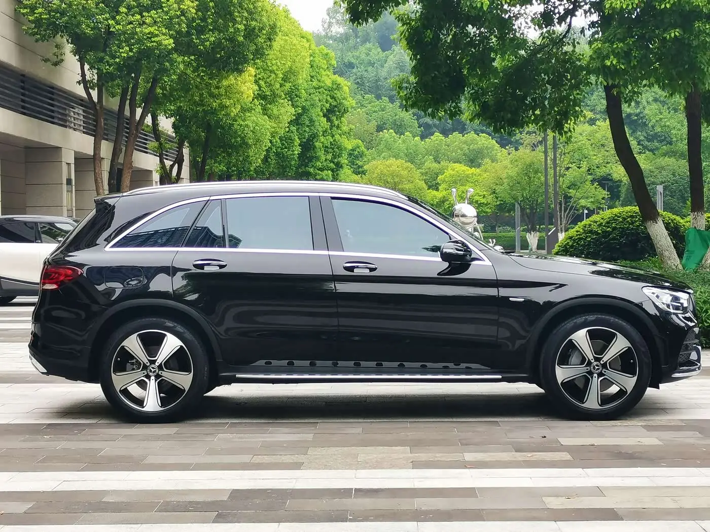 Mercedes-Benz GLC 2023 — Фото 5/20
