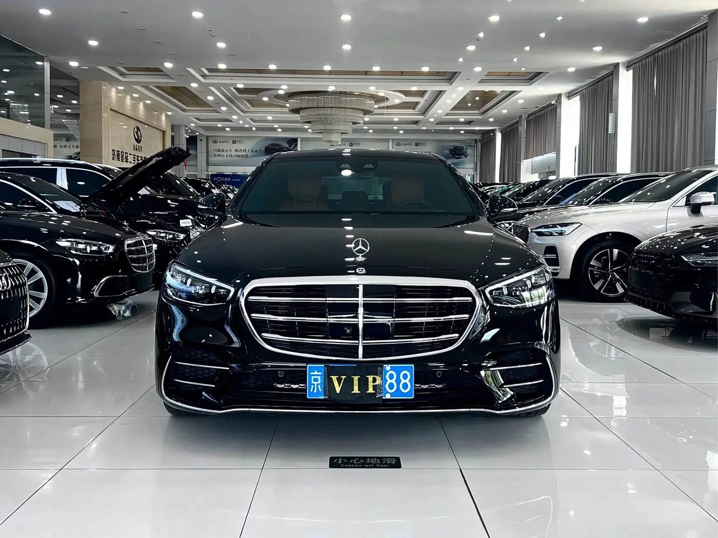 Mercedes-Benz S-Class 2023 — Photo 3/20
