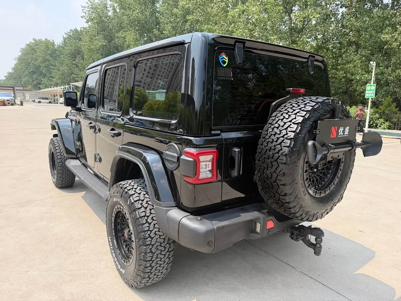 Jeep Wrangler 2022 — Фото 4/16