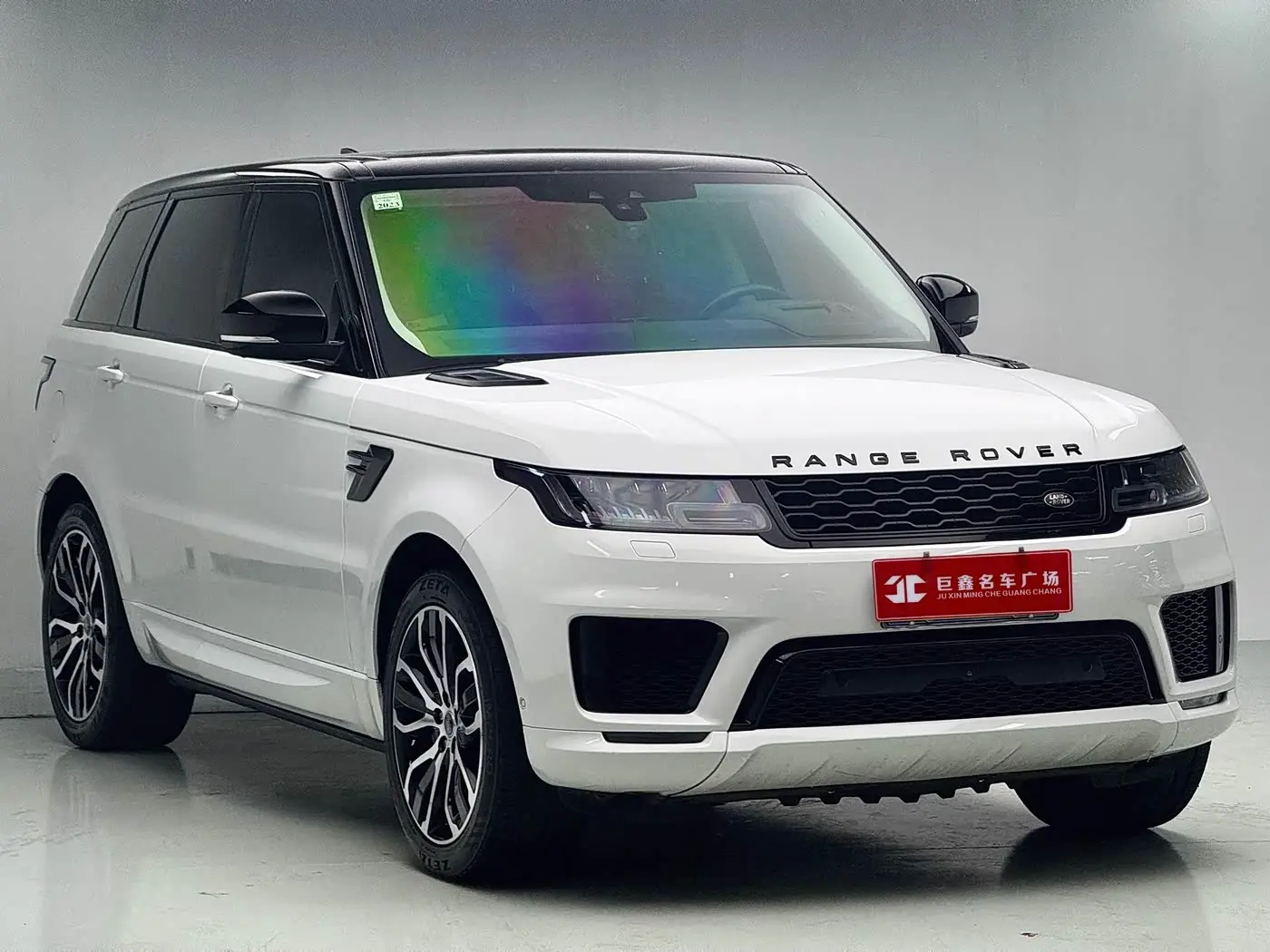 Land Rover Range Rover Sport 2021 — Фото 3/19