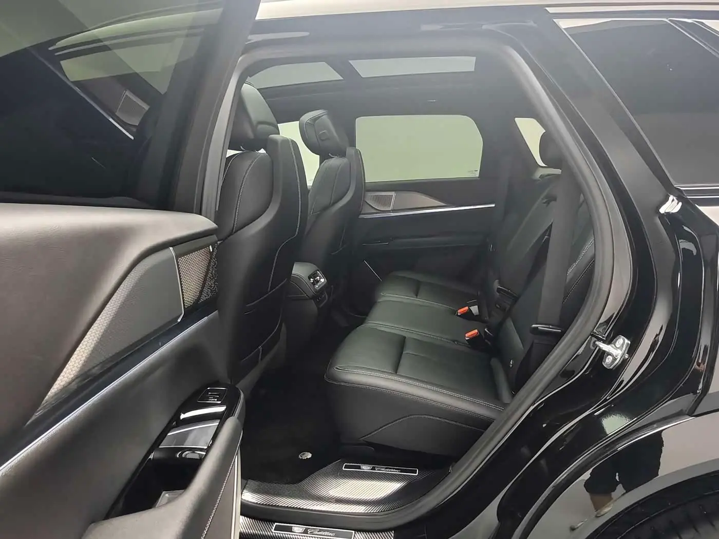 Cadillac XT5 2025 — Фото 11/16
