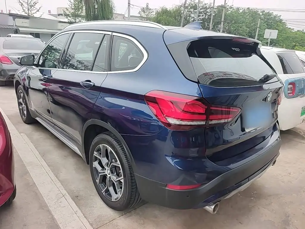 BMW X1 2021 — Photo 5/20