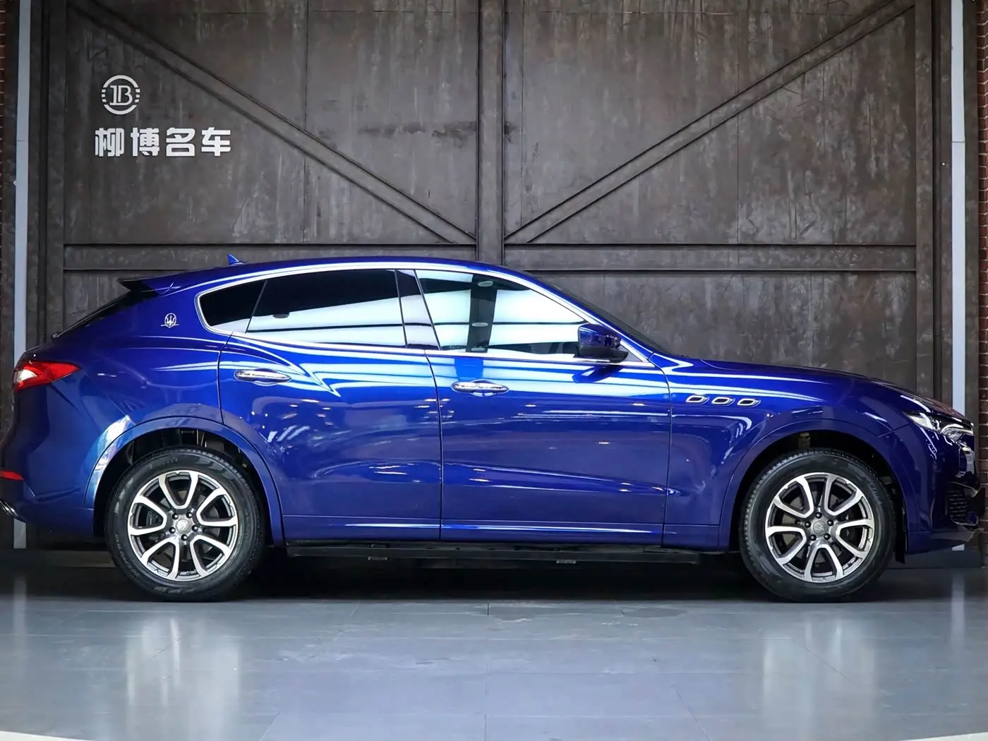 Maserati Levante 2018 — Фото 4/20