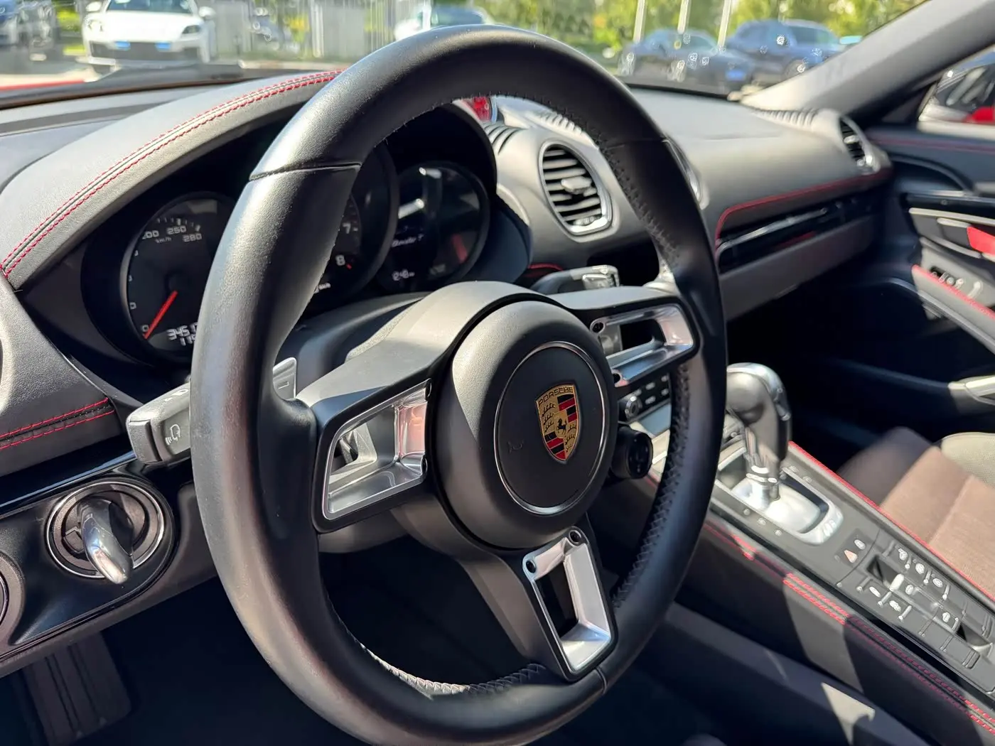 Porsche 718 2021 — Photo 6/13