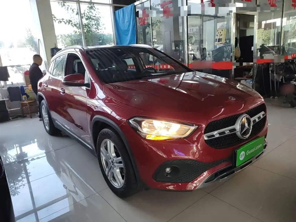 Mercedes-Benz GLA 2020 — Photo 4/20