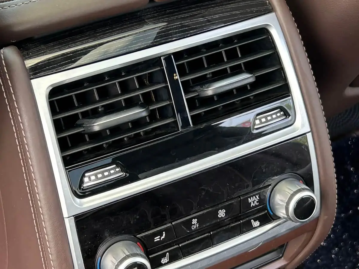 BMW 7 Series 2021 — Photo 20/20